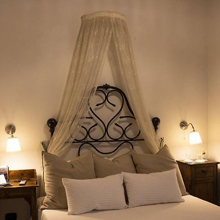 Agriturismo Borgo Di Campagna Il Tesoro Torre Alfina Екстер'єр фото