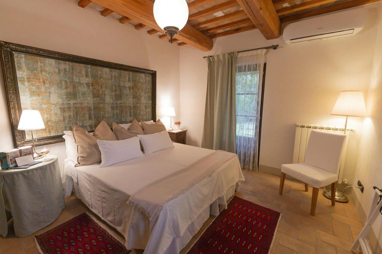 Agriturismo Borgo Di Campagna Il Tesoro Torre Alfina Екстер'єр фото