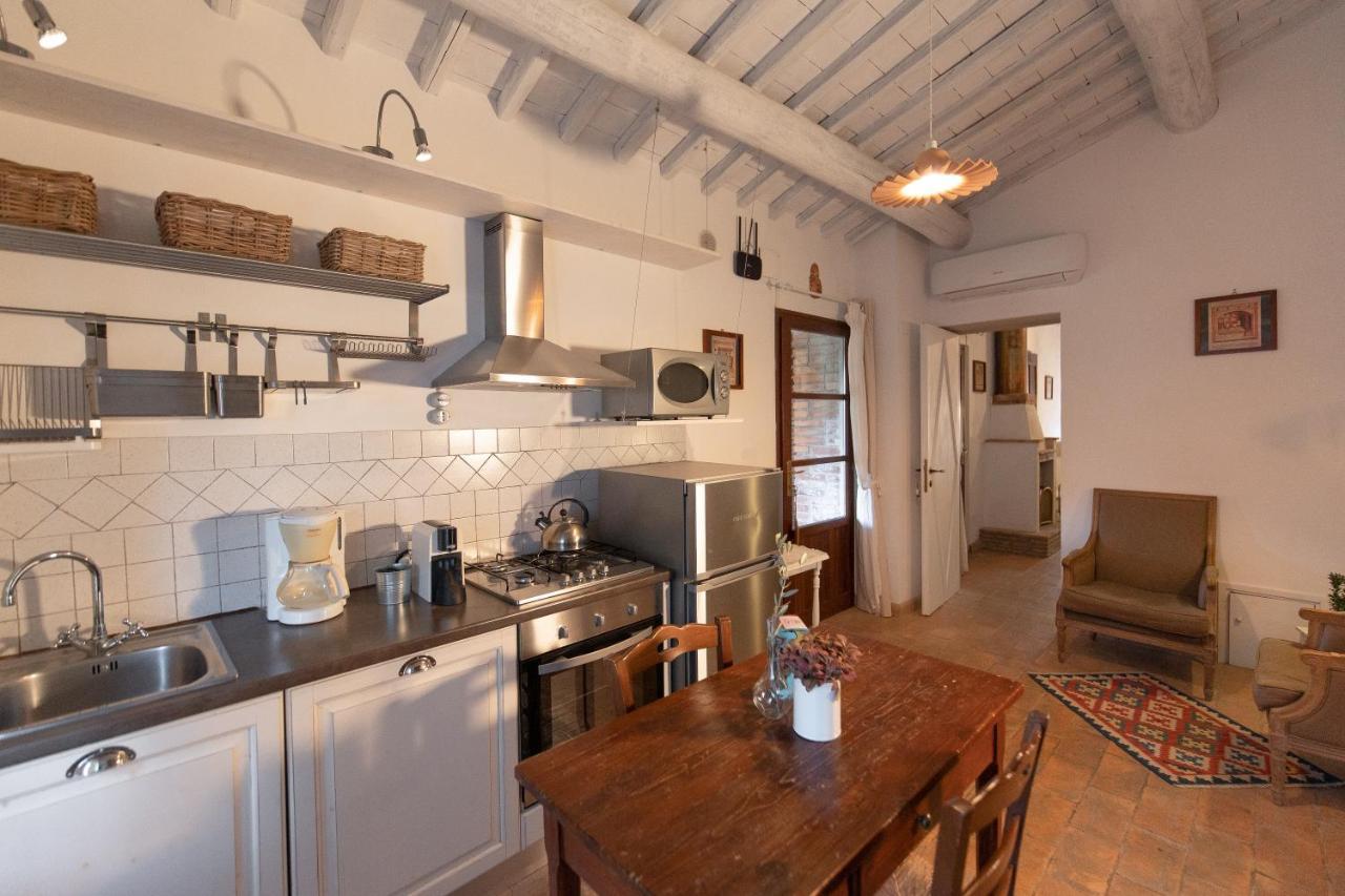Agriturismo Borgo Di Campagna Il Tesoro Torre Alfina Екстер'єр фото