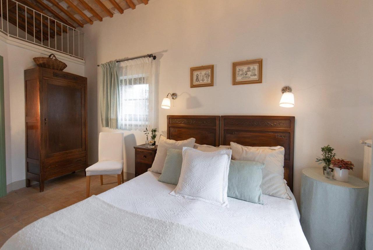 Agriturismo Borgo Di Campagna Il Tesoro Torre Alfina Екстер'єр фото
