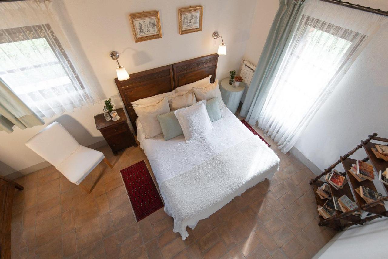 Agriturismo Borgo Di Campagna Il Tesoro Torre Alfina Екстер'єр фото