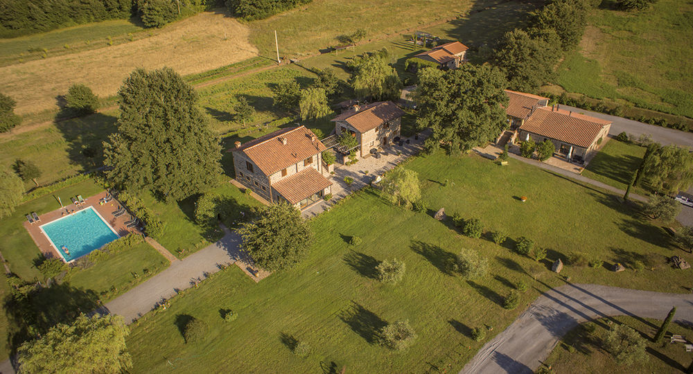 Agriturismo Borgo Di Campagna Il Tesoro Torre Alfina Екстер'єр фото
